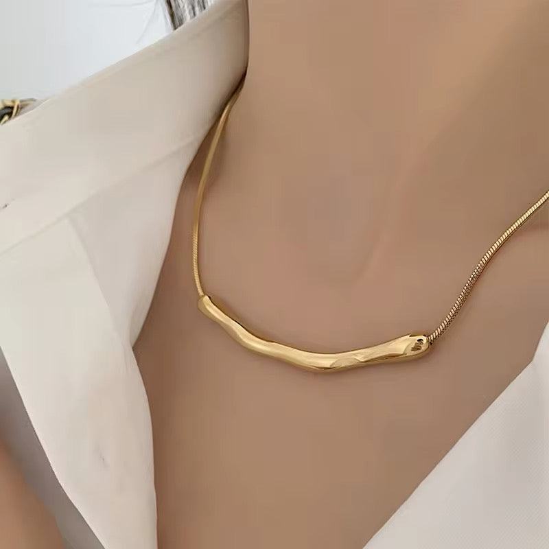 Minimalist Simple Design Elegant Collarbone Necklace necklaces LUNARITY GARAGE   