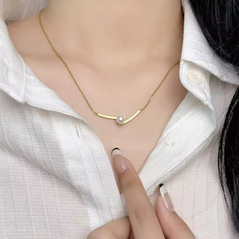 Elegant Minimalist One Pearl Temperament Collarbone Chain Necklace necklaces LUNARITY GARAGE   