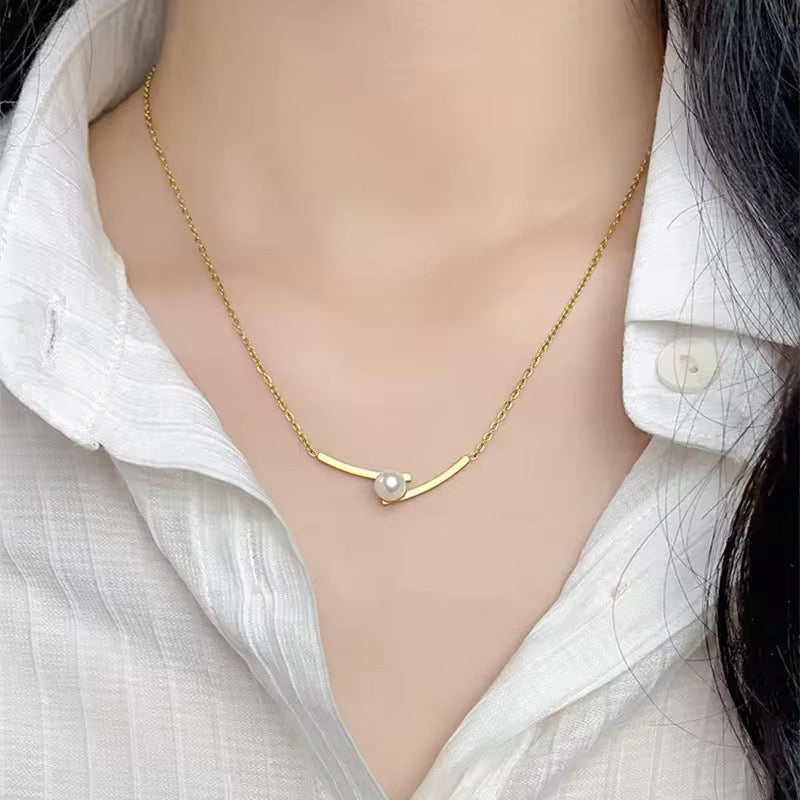 Elegant Minimalist One Pearl Temperament Collarbone Chain Necklace necklaces LUNARITY GARAGE   