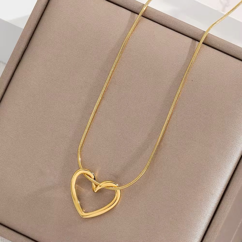 Mini Hollow Twist Heart Pendant Necklace necklaces LUNARITY GARAGE Gold  