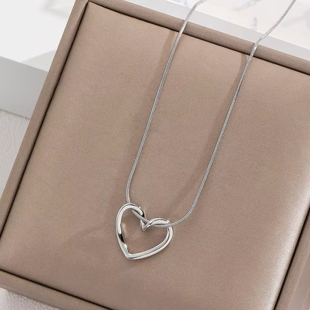 Mini Hollow Twist Heart Pendant Necklace necklaces LUNARITY GARAGE Silver  