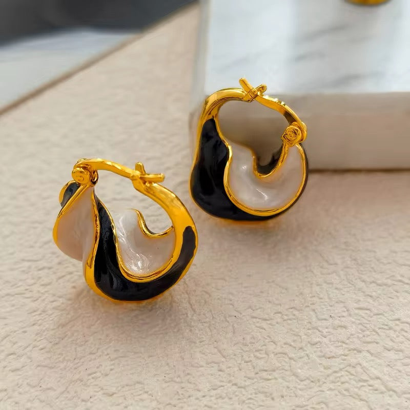 Retro Unique Wave Two-Tone Enamel Hoop Earrings earrings LUNARITY GARAGE Black