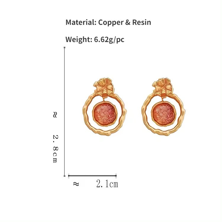 Vintage Elegant Beauty Brass Gold Resin Earrings earrings LUNARITY GARAGE