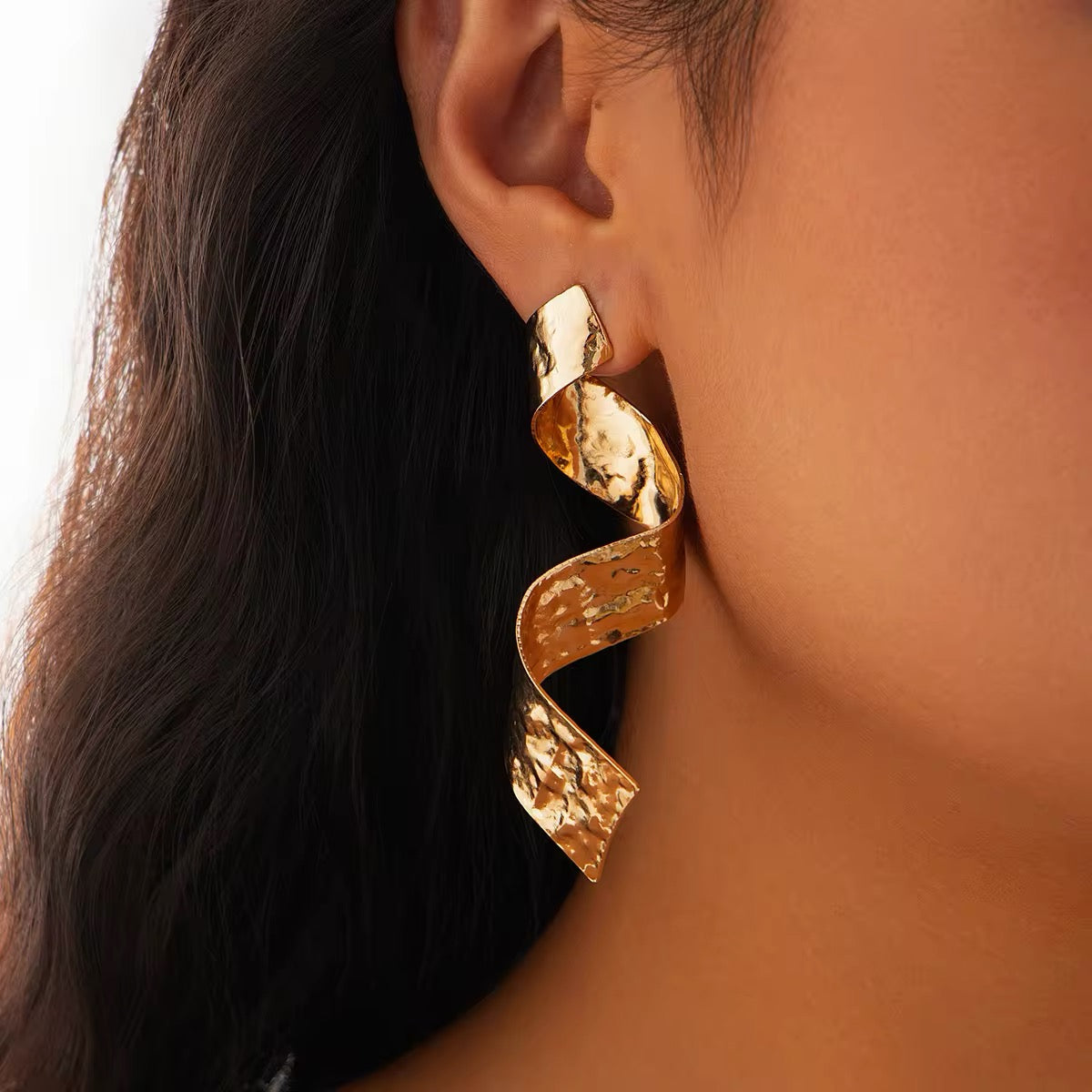 Creative Metal Thick Wave Shaped Drop Earrings earrings LUNARITY GARAGE