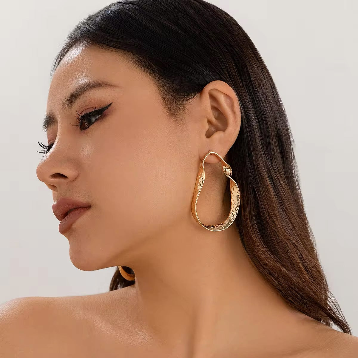 Vintage Twisted Irregular Hollow Circle Drop Earrings earrings LUNARITY GARAGE