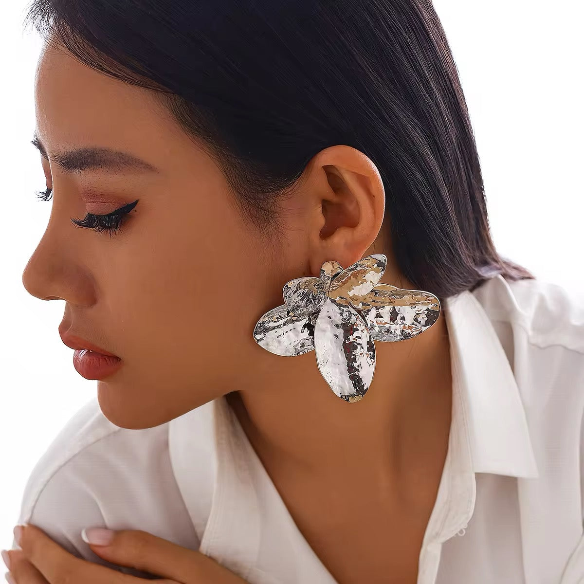 Exquisite Metal Big Flower Drop Earrings earrings LUNARITY GARAGE