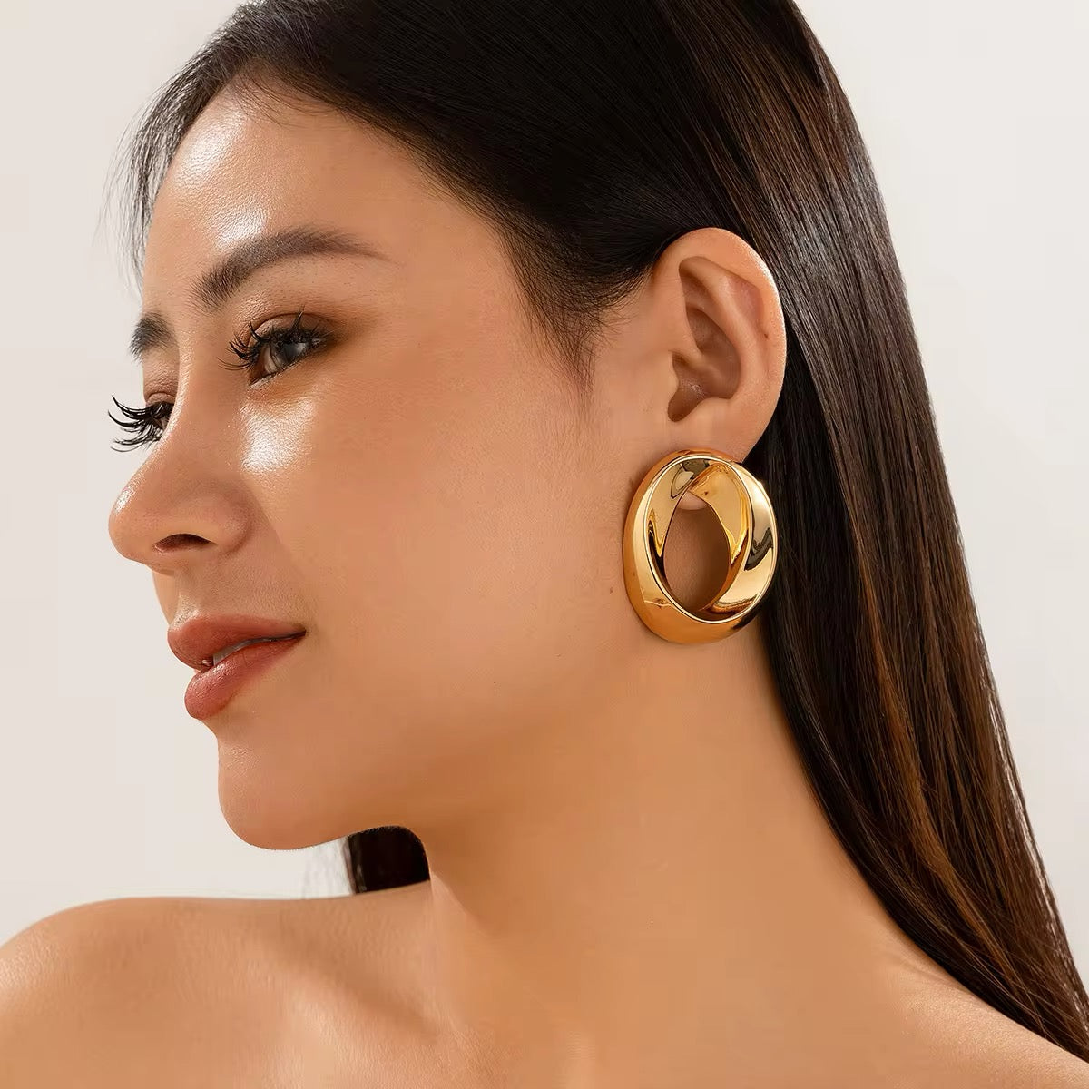 Luxury Glossy Round Circle Stud Earrings earrings LUNARITY GARAGE   