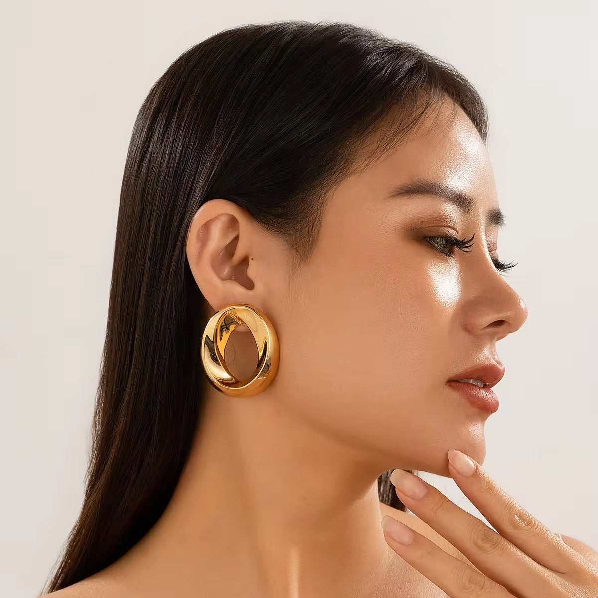Luxury Glossy Round Circle Stud Earrings earrings LUNARITY GARAGE