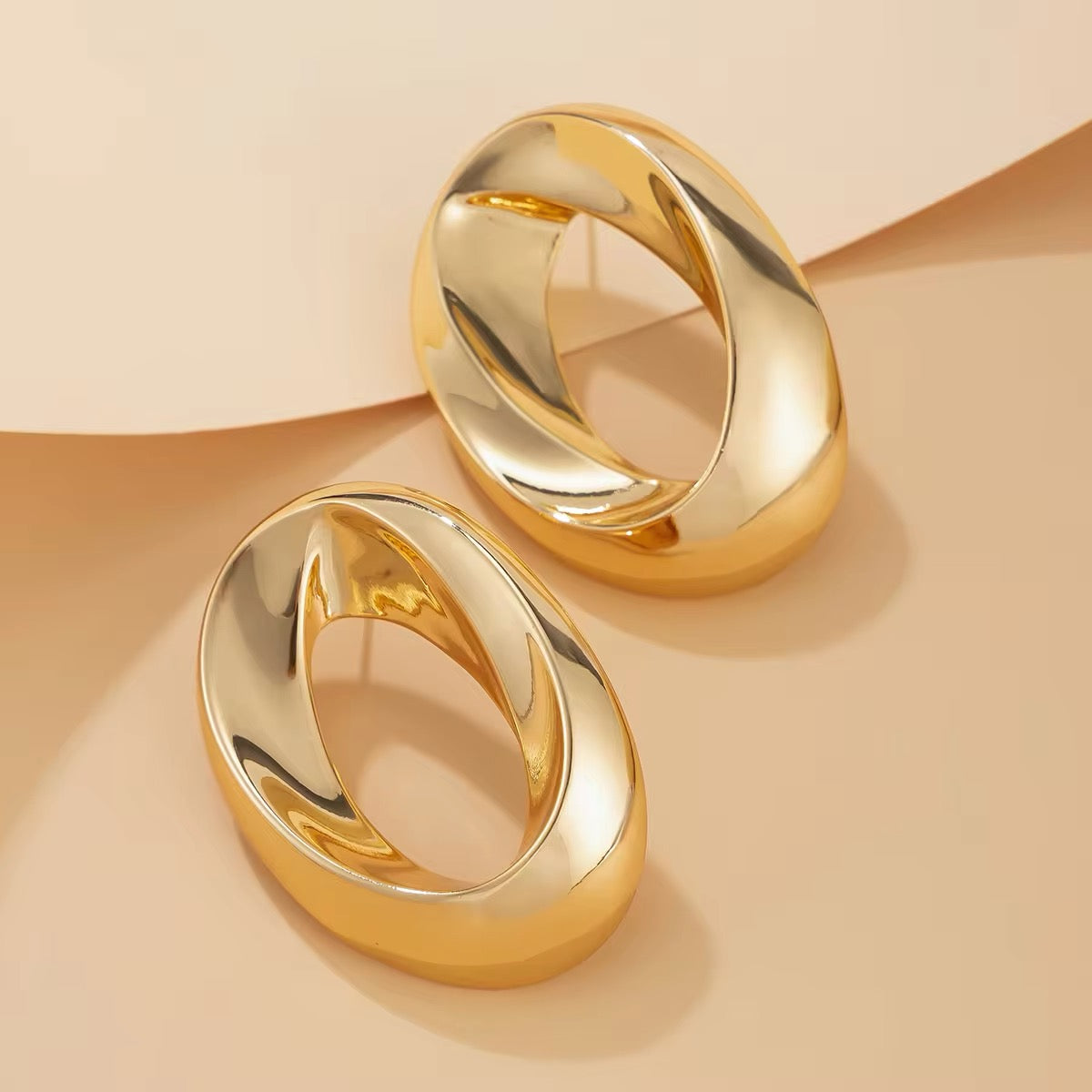 Luxury Glossy Round Circle Stud Earrings earrings LUNARITY GARAGE Gold  