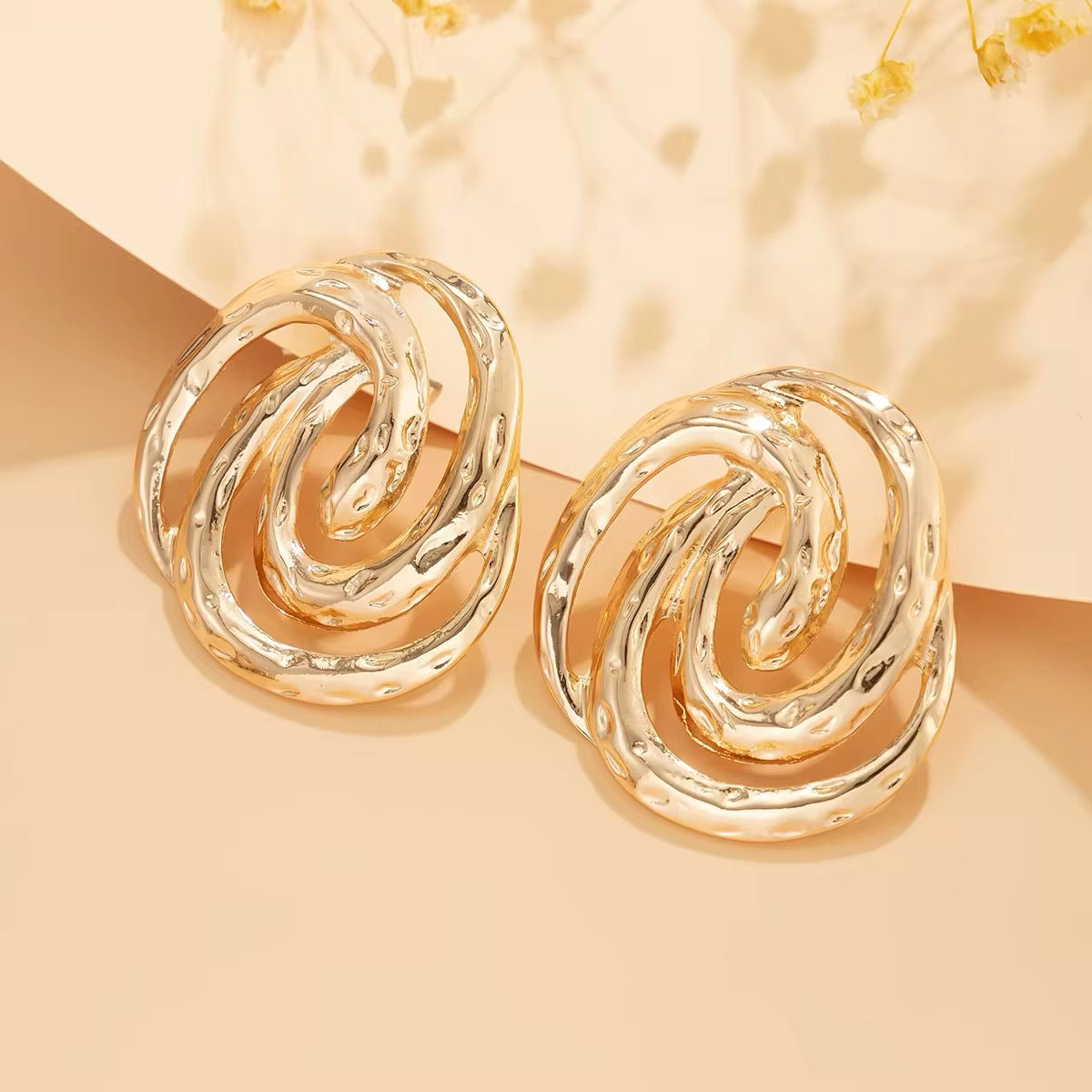 Metal Snake Shaped Spiral Stud Earrings earrings LUNARITY GARAGE