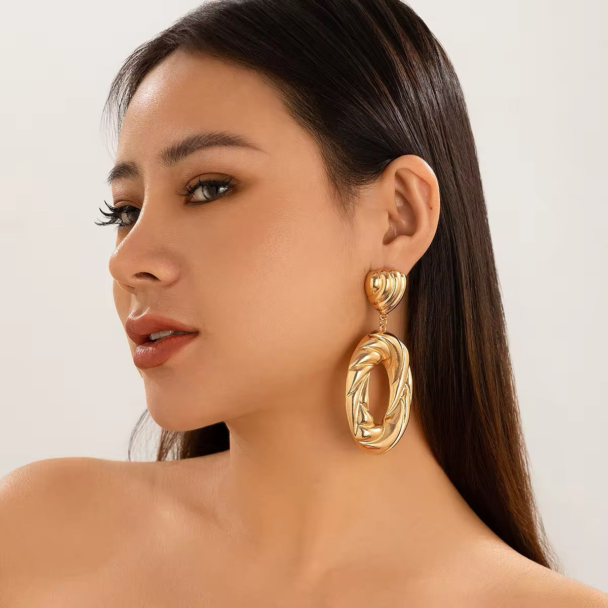 Exaggerated Twisted Metal Big Hollow Circle Pendant Earrings earrings LUNARITY GARAGE