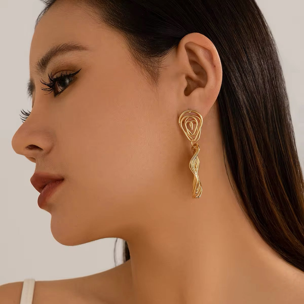 Creatively Irregular Metal Spiral Round Circle Pendant Drop Earrings earrings LUNARITY GARAGE
