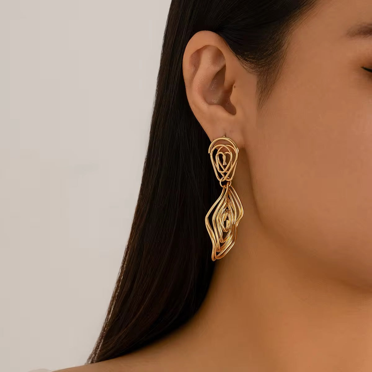 Creatively Irregular Metal Spiral Round Circle Pendant Drop Earrings earrings LUNARITY GARAGE