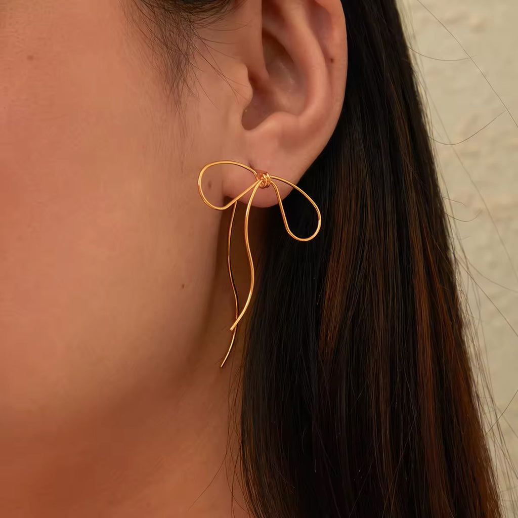 Pretty Line Bowknot Stud Earrings earrings LUNARITY GARAGE   