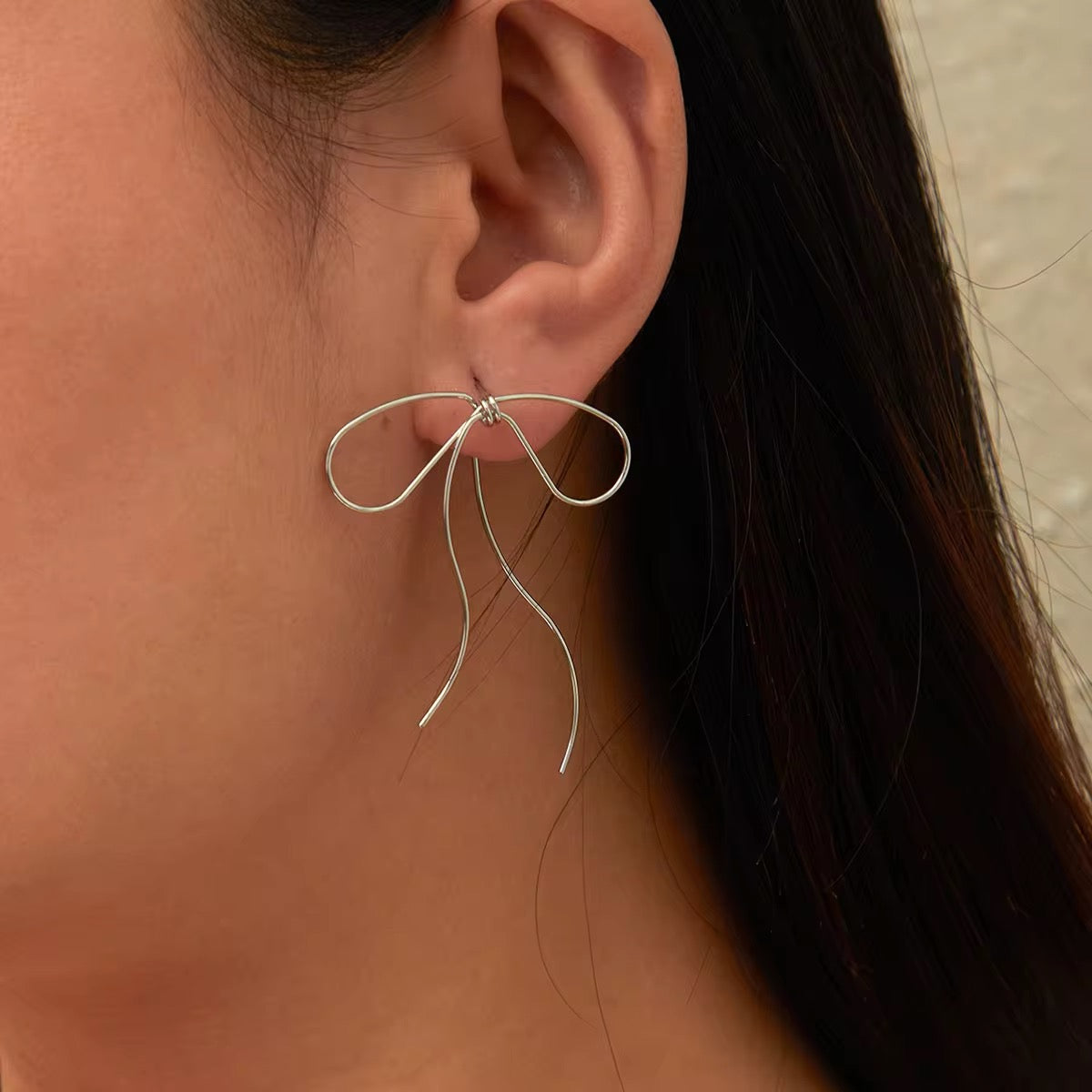 Pretty Line Bowknot Stud Earrings earrings LUNARITY GARAGE Silver