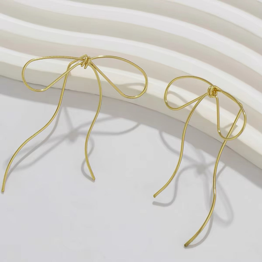 Pretty Line Bowknot Stud Earrings earrings LUNARITY GARAGE   