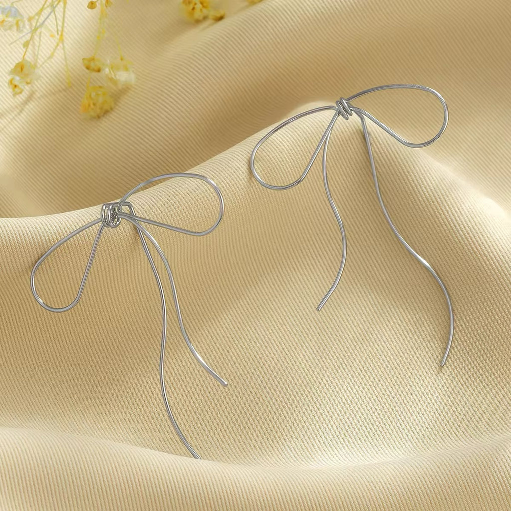Pretty Line Bowknot Stud Earrings earrings LUNARITY GARAGE   
