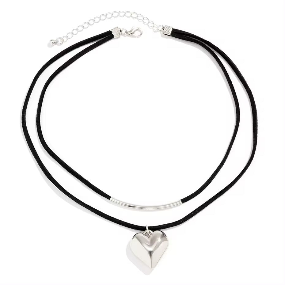 Midnight Velvet Love Heart Pendant Choker Necklace necklaces LUNARITY GARAGE