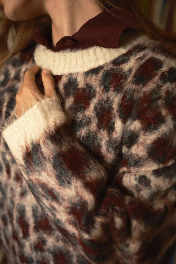 Leopard Print Emerald Green Sweater – Crew Neck, Drop Shoulder, Fuzzy Texture, Relaxed Fit Knit sweater LUNARITY GARAGE