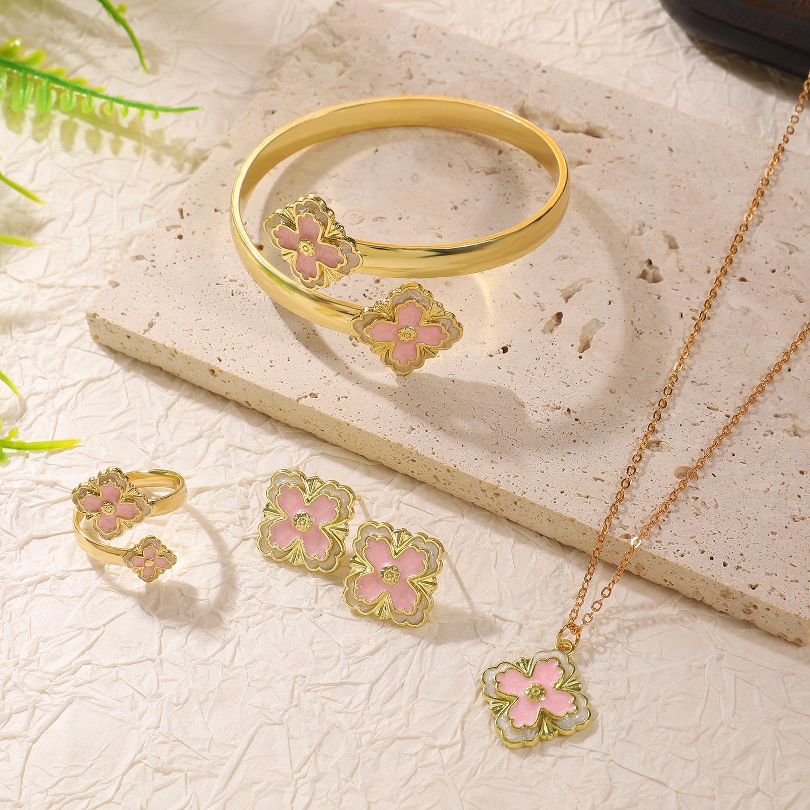 Lucky Clover Jewelry Set - Bracelet, Earrings, Ring & Necklace Jewelry Set LUNARITY GARAGE Pink