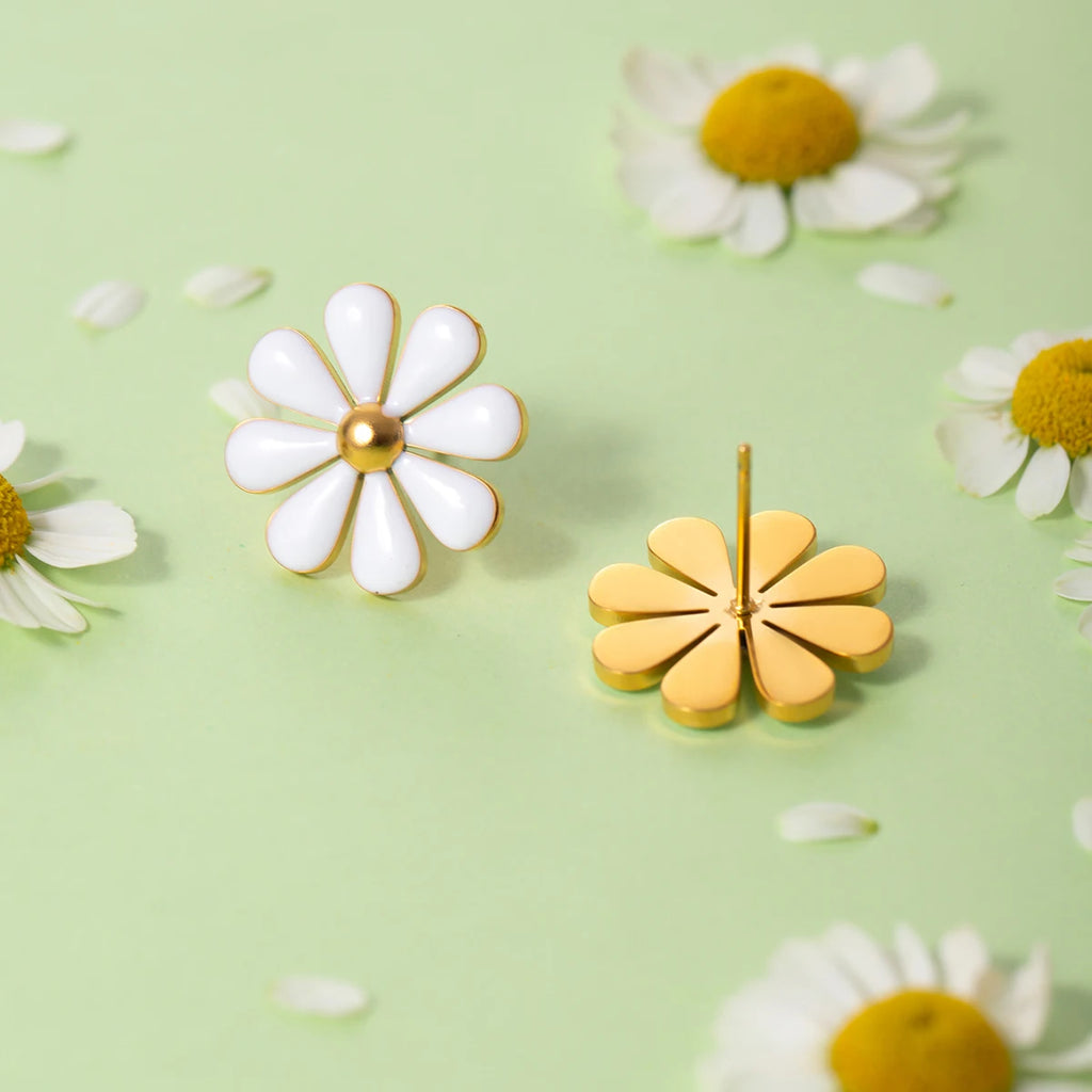 Minimalist Light Luxury White Oil Dripping Eight-Petal Flower Daisy Stud Earrings earrings LUNARITY GARAGE   
