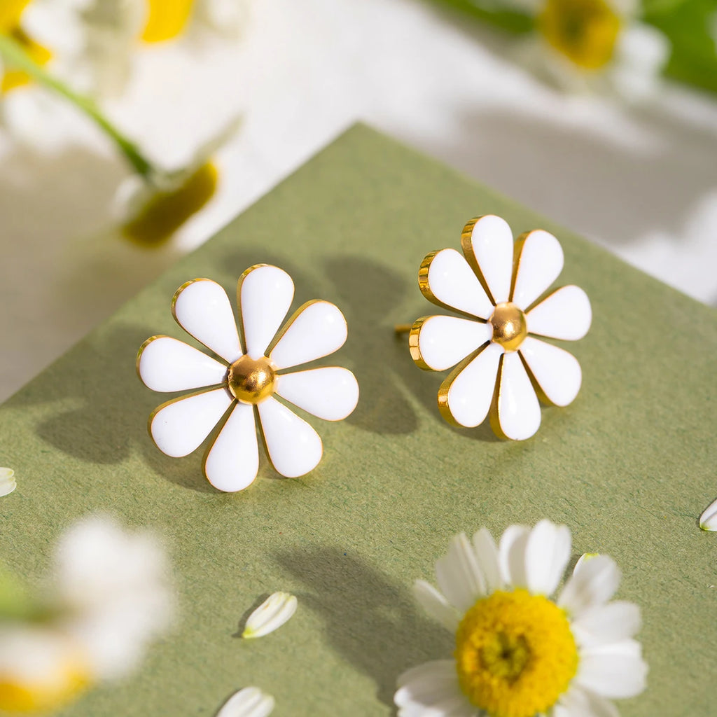 Minimalist Light Luxury White Oil Dripping Eight-Petal Flower Daisy Stud Earrings earrings LUNARITY GARAGE   