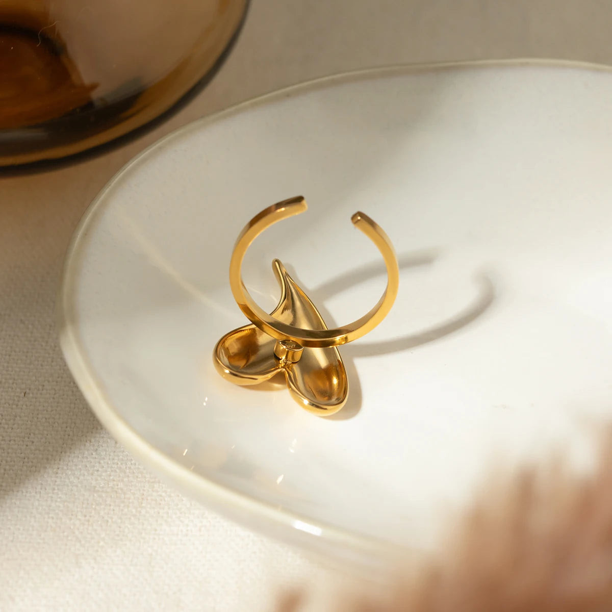 Minimalist Shiny Crooked Love Heart Opening Ring Ring LUNARITY GARAGE