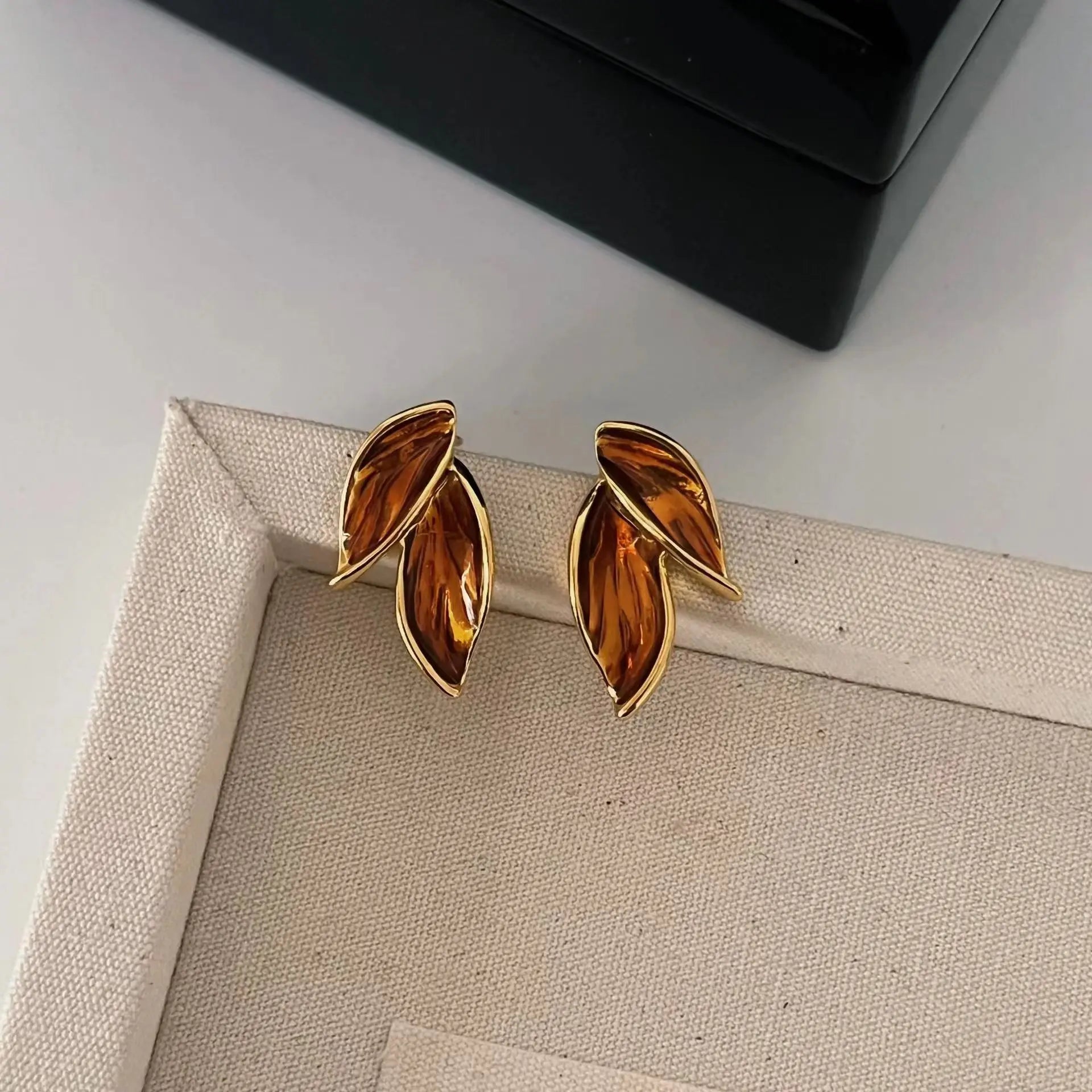 Brown Leaf Geometry Stud Earrings - Trendy Metal Plant-Inspired Push-Back Studs Earrings Lunarity Garage
