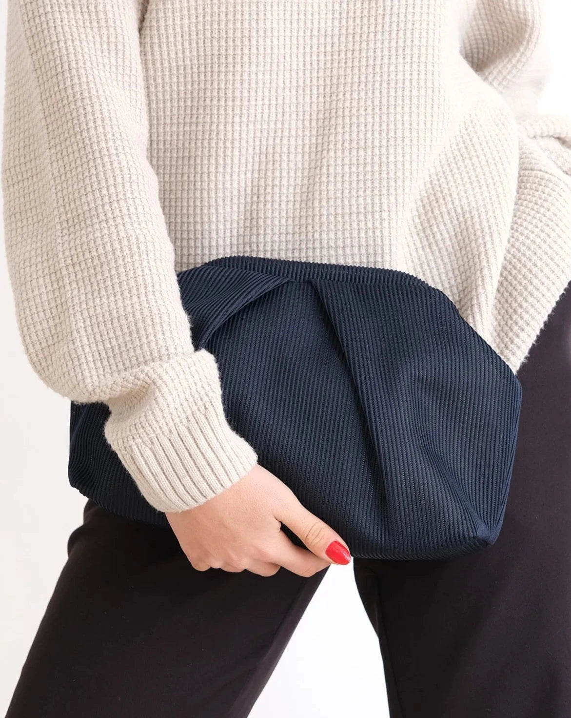 Elegant Fuschia Pleated Clutch Handbag clutch LUNARITY GARAGE