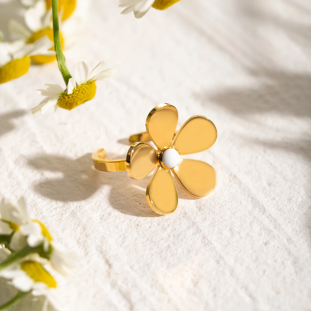 Refined Light Luxury Drip Oil Five-Petal Flower Daisy Open Ring ring LUNARITY GARAGE   