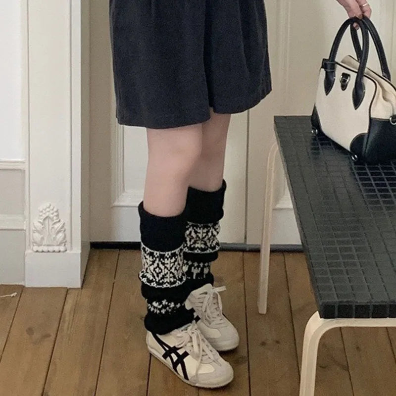 Women’s Vintage Knit Wool Leg Warmers with Tulip Pattern Leg warmer LUNARITY GARAGE black 40cm