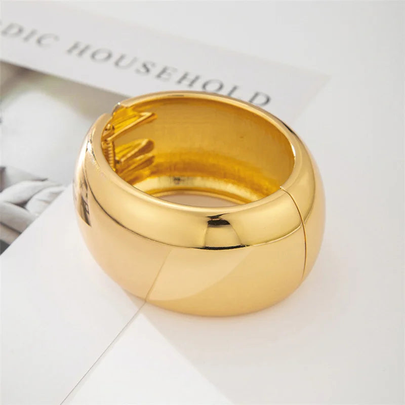 Vintage Geometric Wide Stripe Metal Open Bracelet Bracelets Lunarity Garage Gold 1