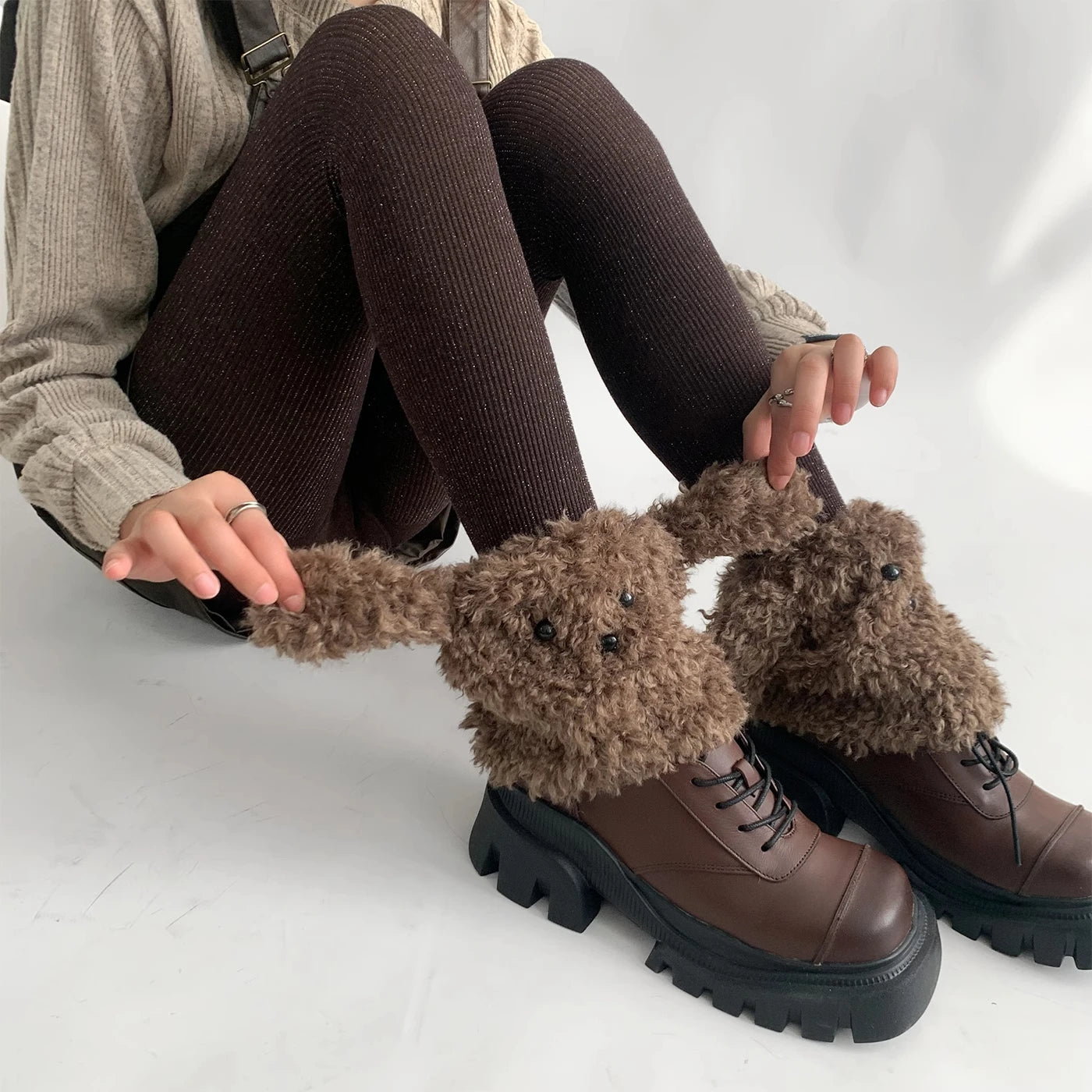 Funny Teddy Curly Leg Warmers – Cute Dog Animal Leg Warmers for Women, Winter JK Girl Cosplay, Y2K, Harajuku & Lolita Style Leg Warmers LUNARITY GARAGE mokka 19cm