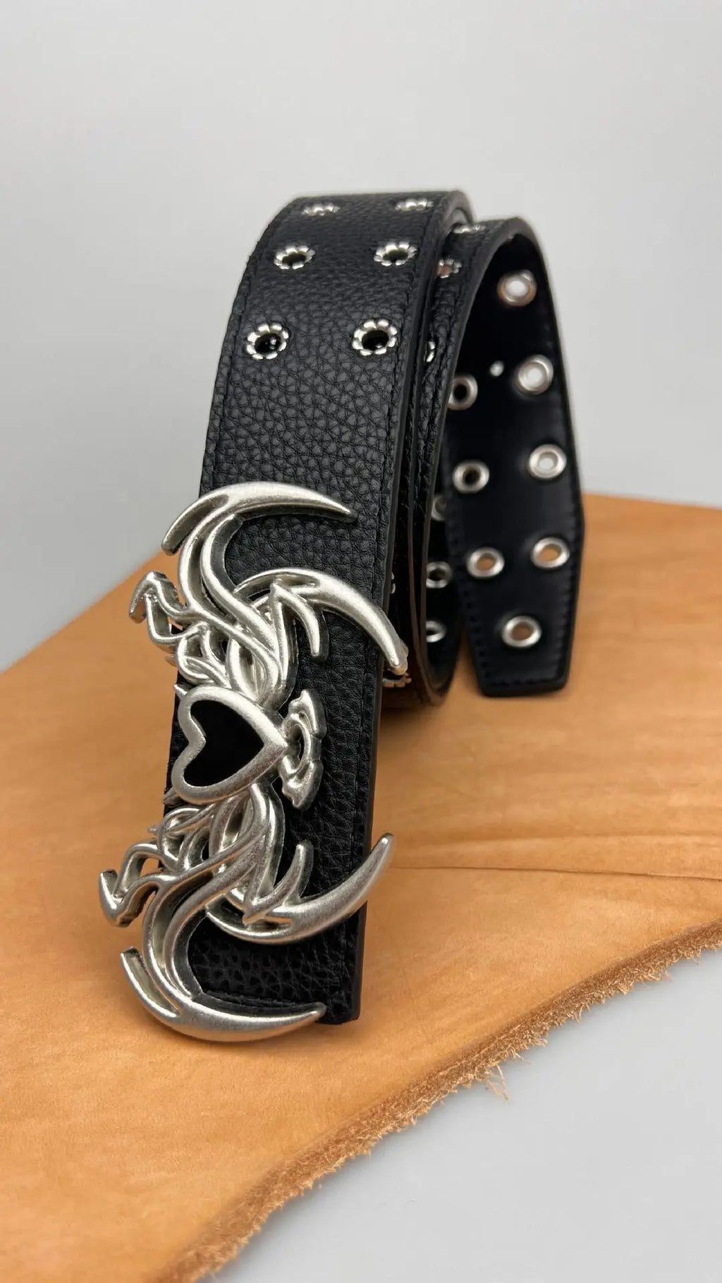 New Punk Embossed Love Belt - Versatile Gothic Style Belt LUNARITY GARAGE