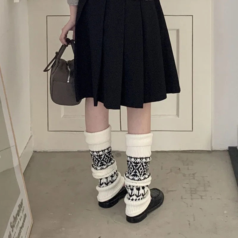 Women’s Vintage Knit Wool Leg Warmers with Tulip Pattern Leg warmer LUNARITY GARAGE   