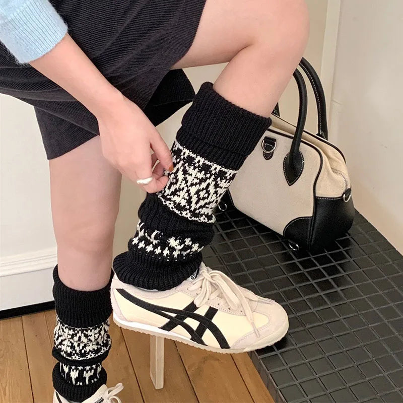 Women’s Vintage Knit Wool Leg Warmers with Tulip Pattern Leg warmer LUNARITY GARAGE   