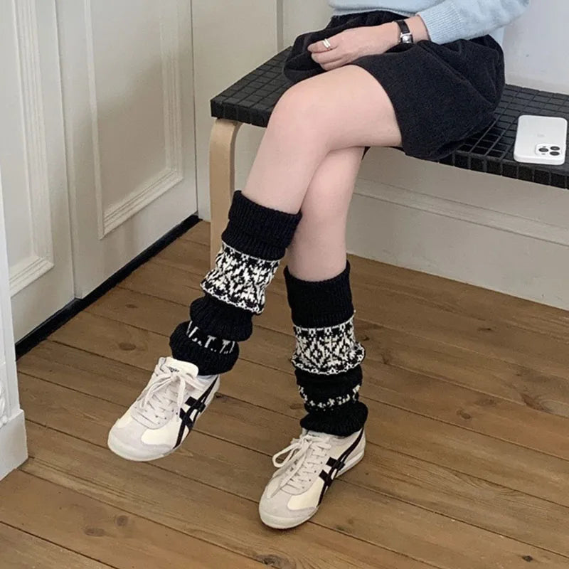 Women’s Vintage Knit Wool Leg Warmers with Tulip Pattern Leg warmer LUNARITY GARAGE