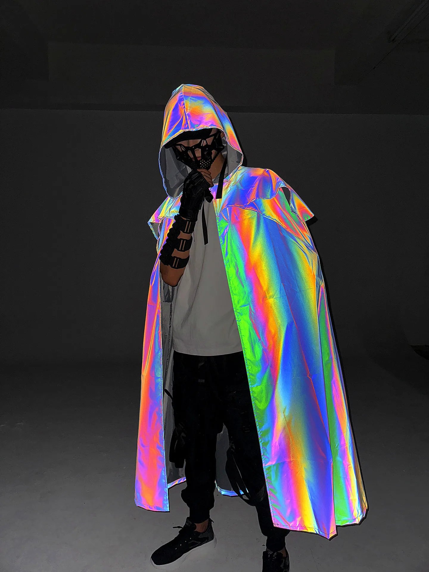 X-Long Reflective Hooded Cape – Unisex Festival & Cosplay Statement Piece Ponchos Lunarity Garage