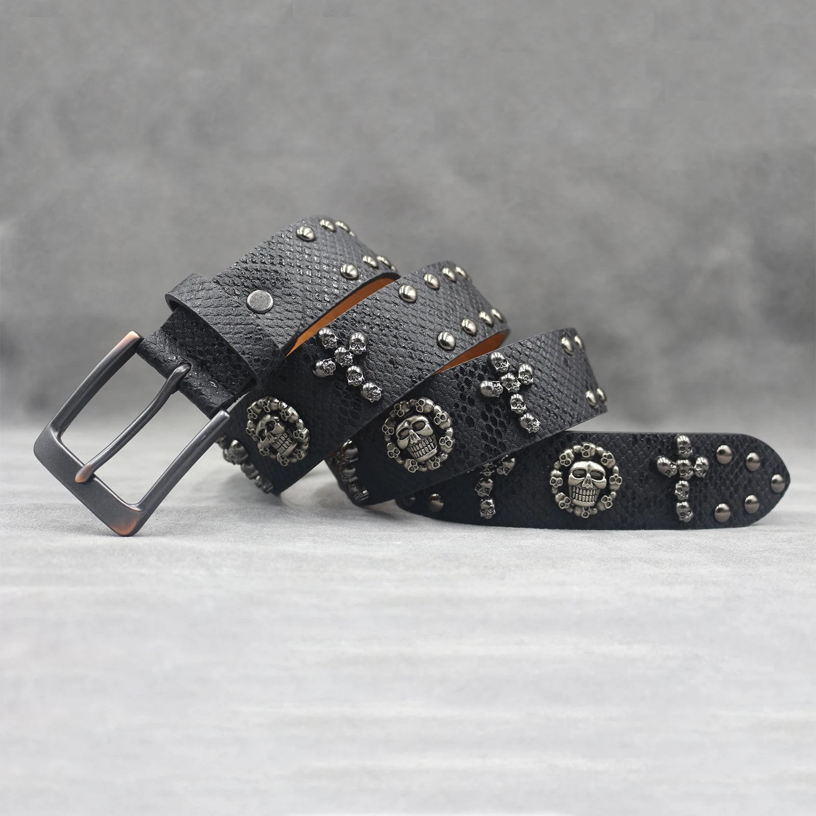 Y2K Metal Punk Rock Rivet Belt – Skull Studded Goth Style (3.8cm) belt LUNARITY GARAGE