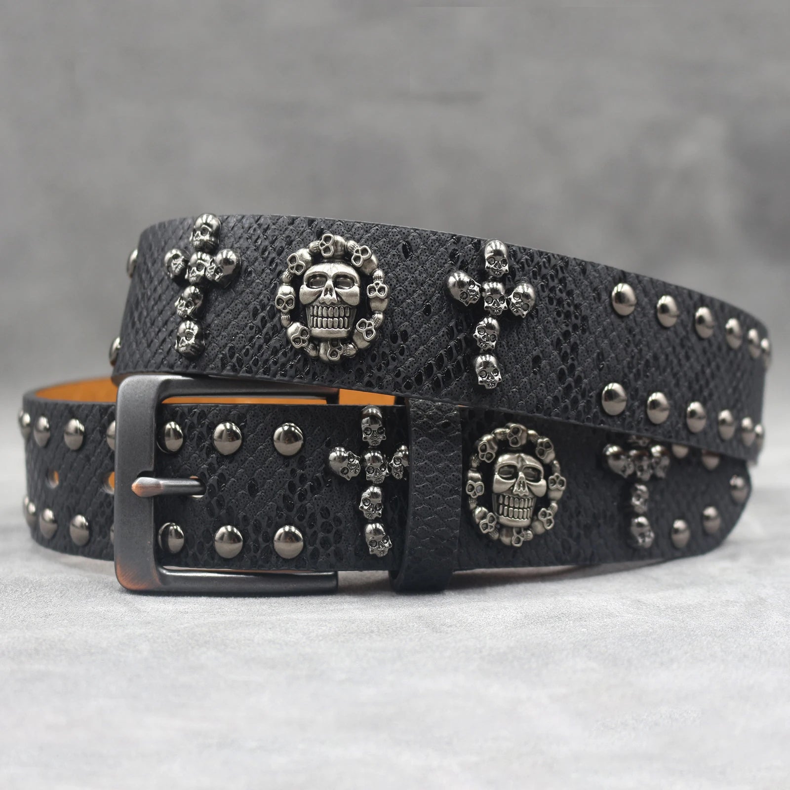 Y2K Metal Punk Rock Rivet Belt – Skull Studded Goth Style (3.8cm) belt LUNARITY GARAGE