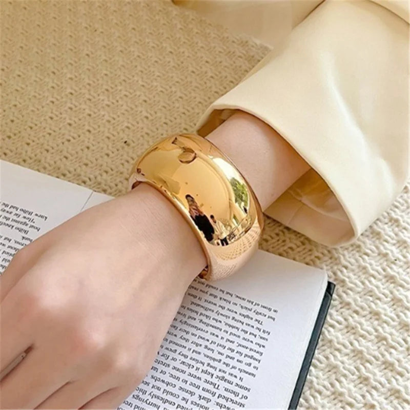 Vintage Geometric Wide Stripe Metal Open Bracelet Bracelets Lunarity Garage