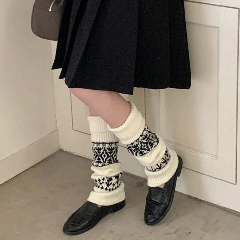Women’s Vintage Knit Wool Leg Warmers with Tulip Pattern Leg warmer LUNARITY GARAGE   