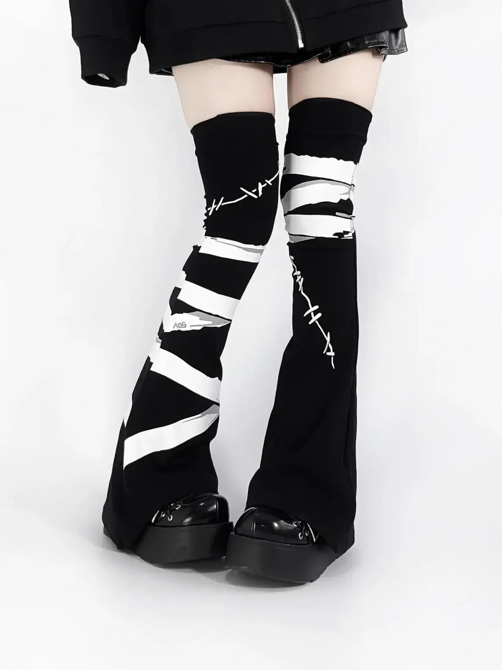 Y2K Kawaii Leg Warmers - Japanese Subculture Lolita Boot Cuffs Leg Warmers LUNARITY GARAGE Black One Size