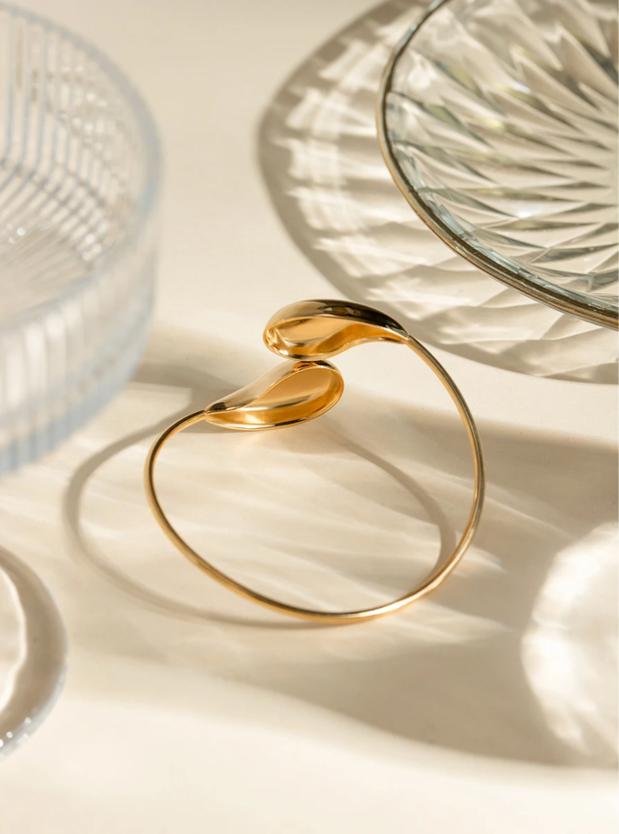 Sophisticated Geometric 18K Stainless Steel Water-Drop Shaped Open Bracelet bracelets LUNARITY GARAGE Gold