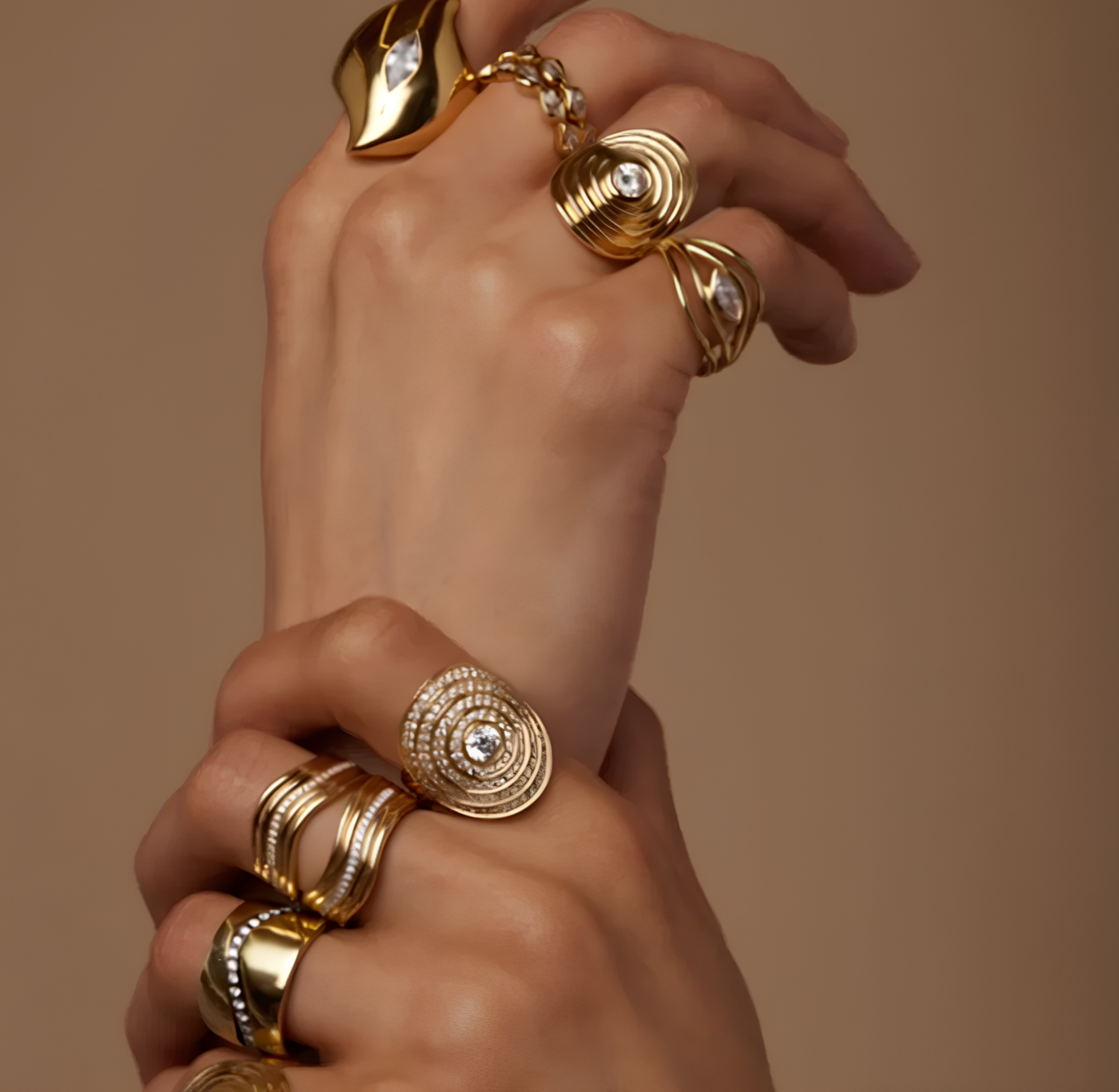 Stainless Steel 18k Gold Ribbed Design Jewelry Set jewelry set LUNARITY GARAGE Ring