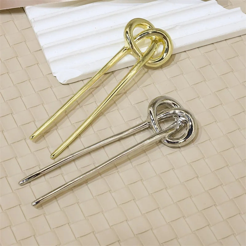 Twisted Metal Knot Geometric Hairpin Hairpin Lunarity Garage   