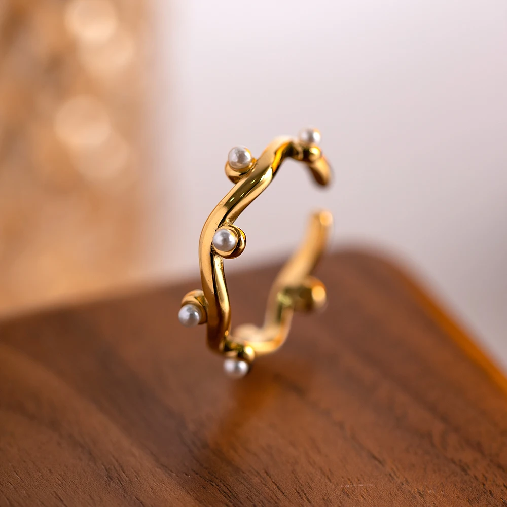 Irregular Water Wave Pearl Branch Ring ring LUNARITY GARAGE