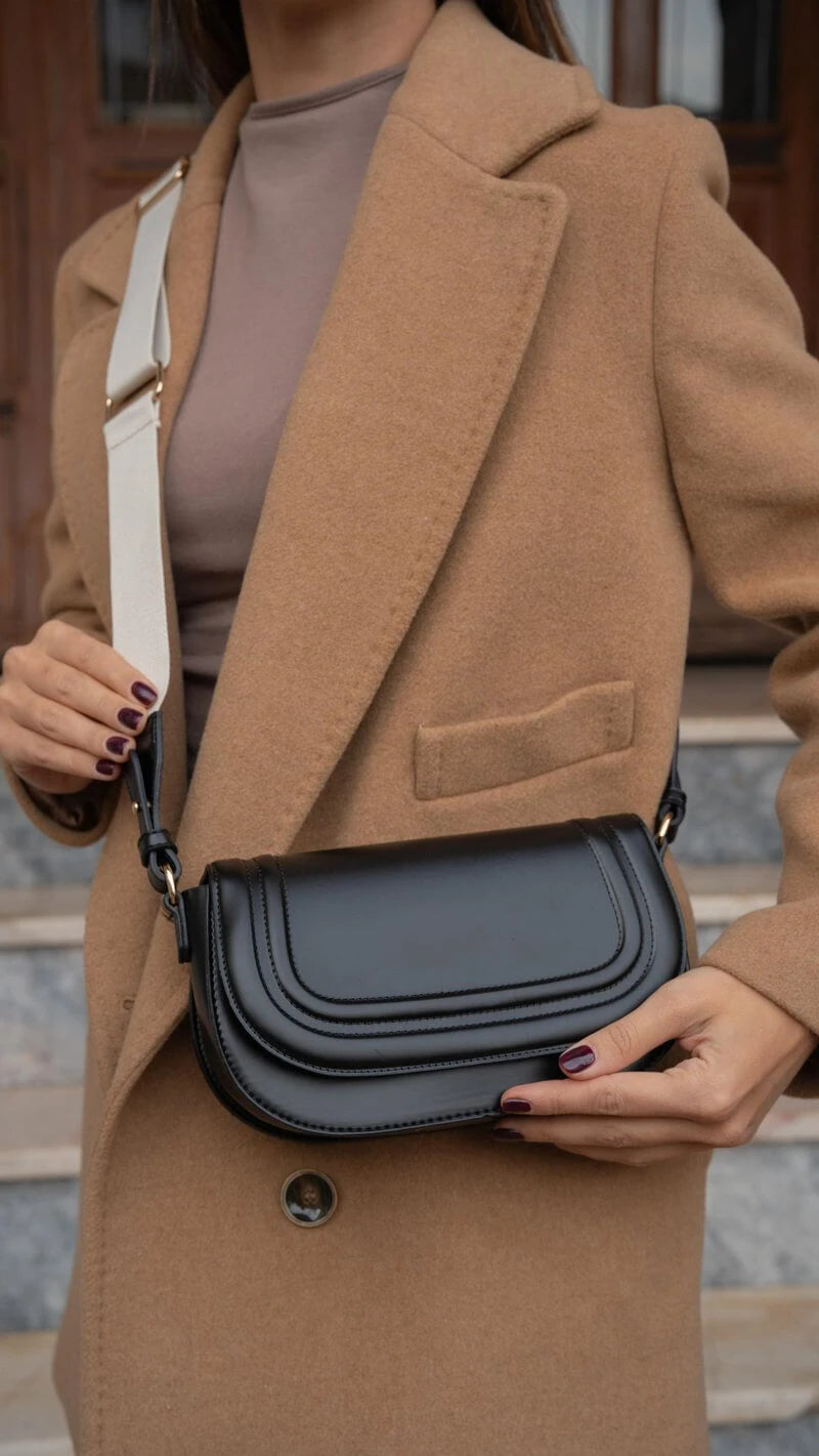 Black Cindy Crossbody Bag crossbody bag LUNARITY GARAGE