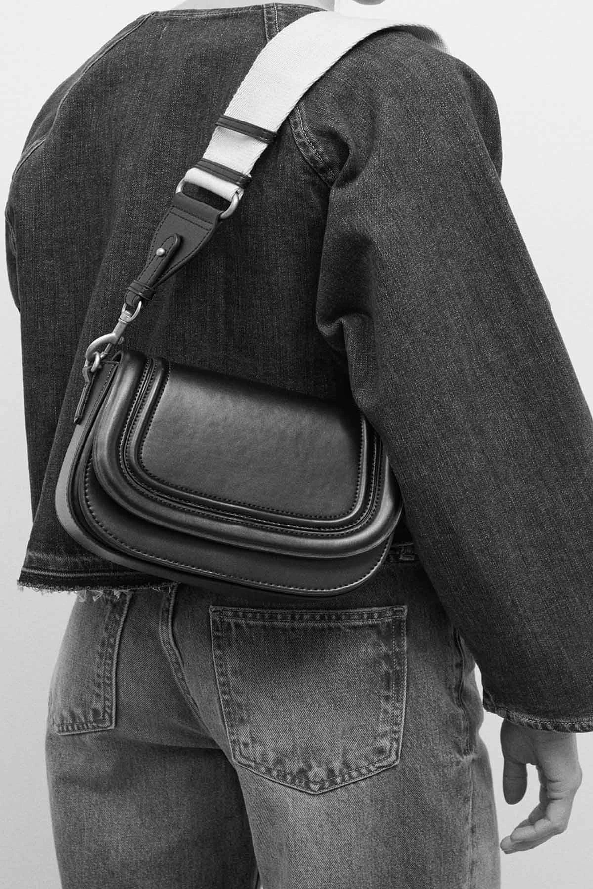 Black Cindy Crossbody Bag crossbody bag LUNARITY GARAGE