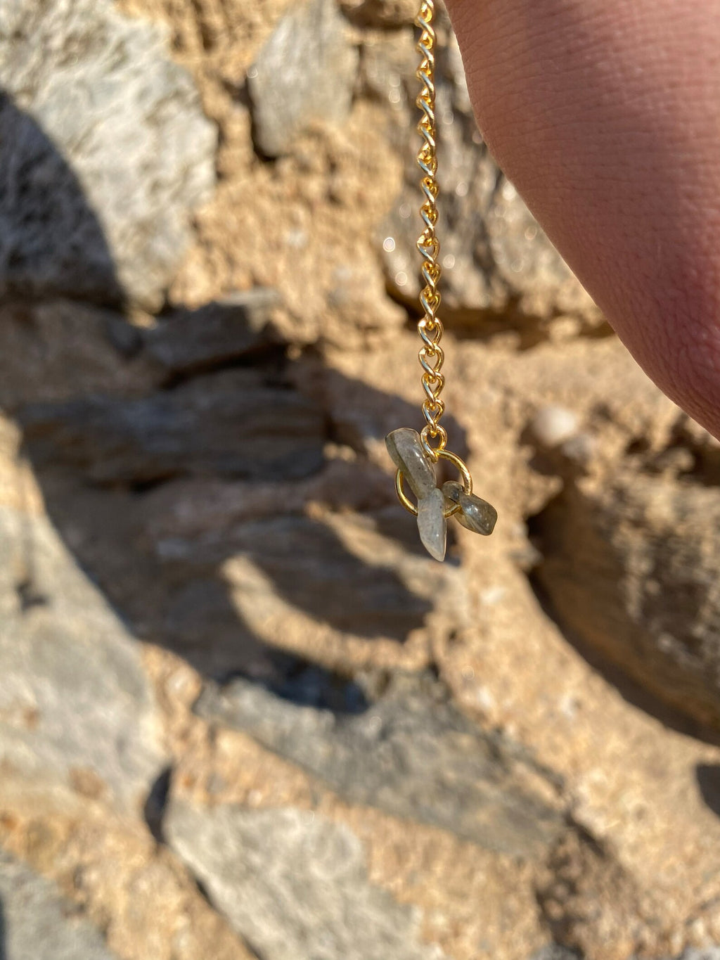 Handmade Labradorite Bracelet gemstone bracelet LUNARITY GARAGE   